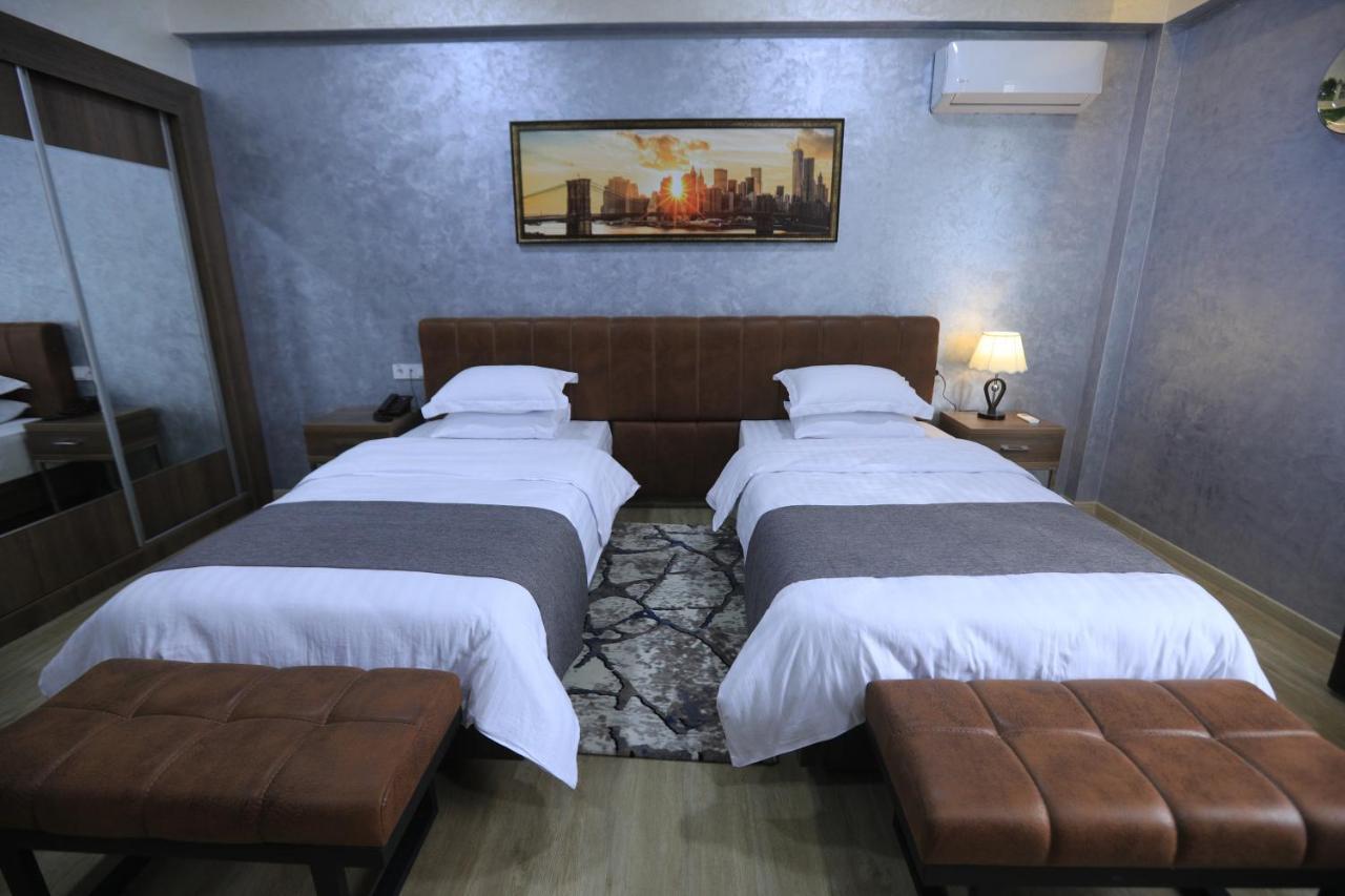 Chlnor Hotel Andijon Zewnętrze zdjęcie