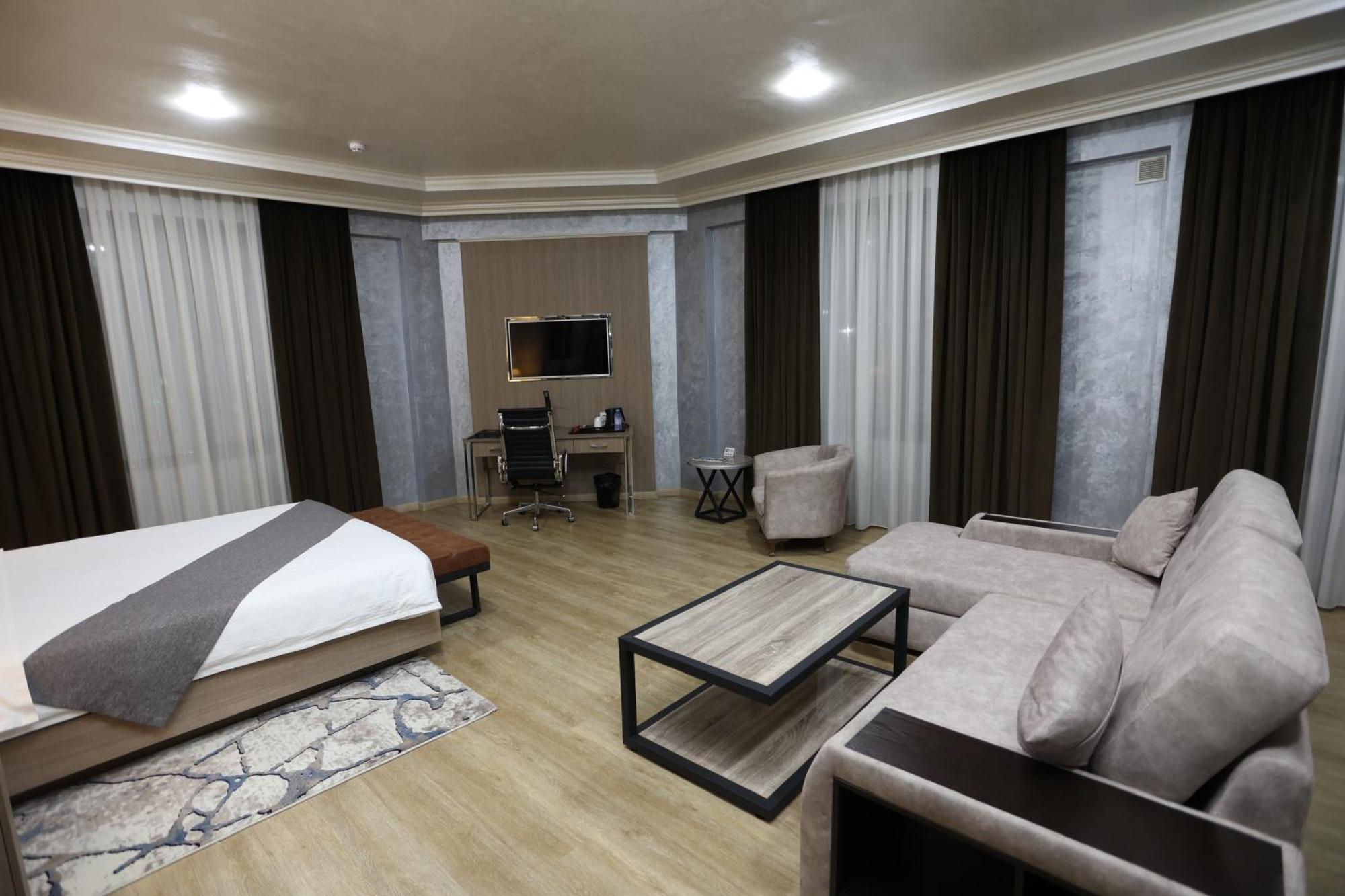 Chlnor Hotel Andijon Zewnętrze zdjęcie