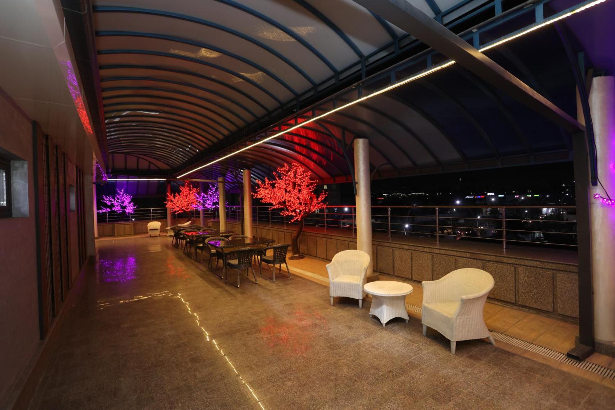 Chlnor Hotel Andijon Zewnętrze zdjęcie
