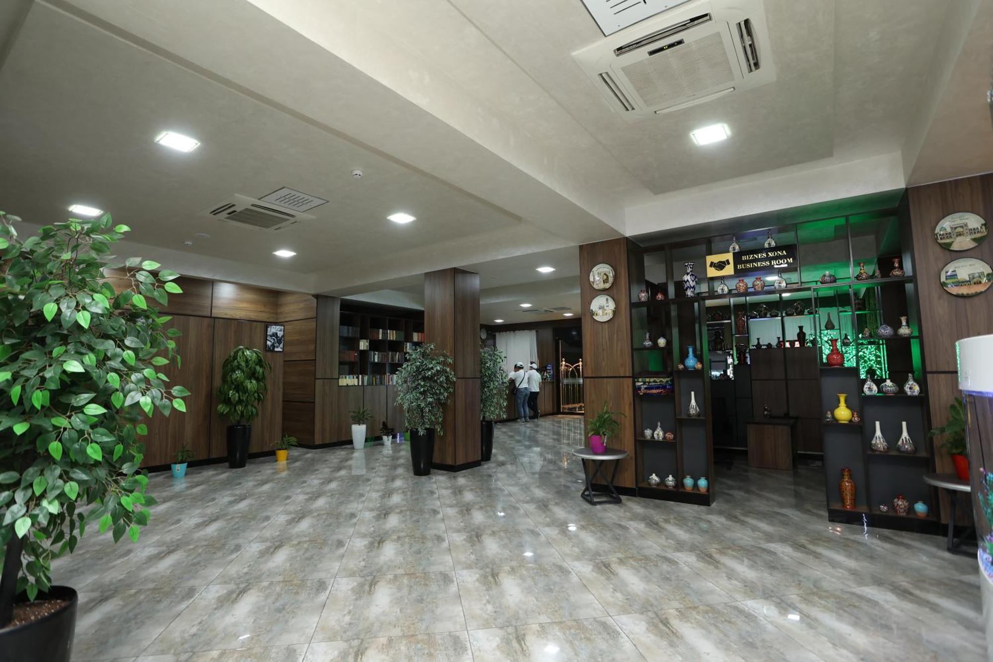 Chlnor Hotel Andijon Zewnętrze zdjęcie