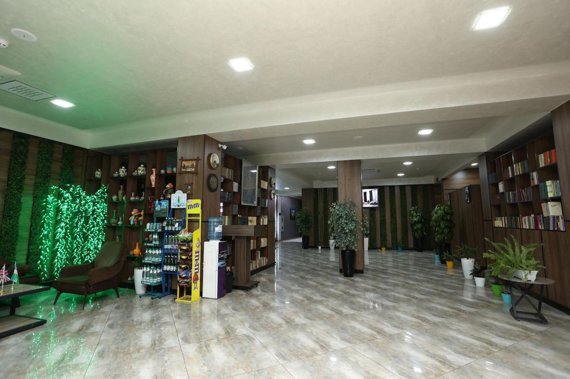 Chlnor Hotel Andijon Zewnętrze zdjęcie